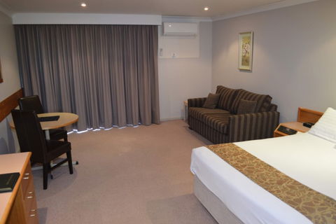 Hilltops Retreat Motor Inn - Kempsey Accommodation 3