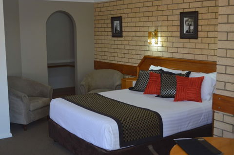 Hilltops Retreat Motor Inn - Kempsey Accommodation 4