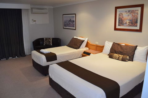 Hilltops Retreat Motor Inn - Kempsey Accommodation 7