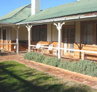 Gundagai Historic Cottages Bed and Breakfast - Kempsey Accommodation