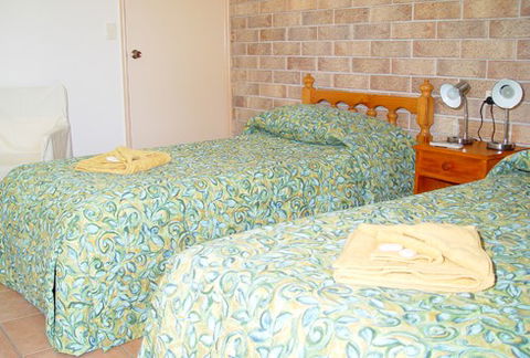 R & R @ Woodgate Beach - Kempsey Accommodation 3