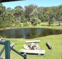 Possums Hollow and Hooters Hut - Kempsey Accommodation