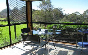 Eagles Rest Retreat - Kempsey Accommodation 2