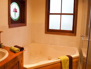 Homewood Cottages - Kempsey Accommodation 3
