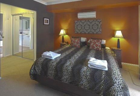 Avon Lodge Bribie Island - Kempsey Accommodation 1