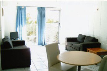 Breezes By The Bay - Kempsey Accommodation 4