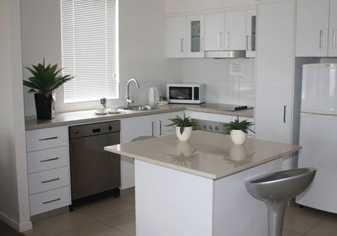 BEST WESTERN PLUS  Cairns Central Apartments - Kempsey Accommodation 1