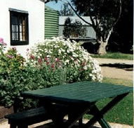 Dunalan Host Farm Cottage - Kempsey Accommodation