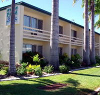 Palm Waters Holiday Villas - Kempsey Accommodation