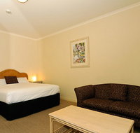 Quality Hotel Tiffins on the Park