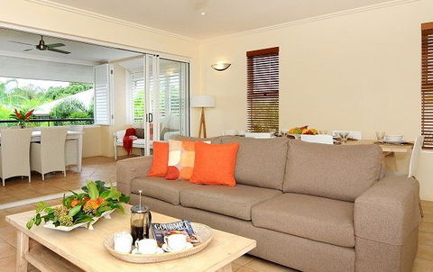 Cayman Villas Port Douglas - Kempsey Accommodation 2