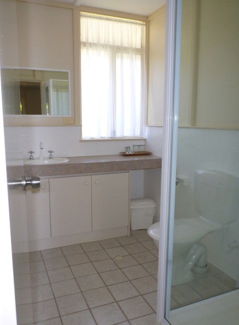 Park Avenue Holiday Units - Kempsey Accommodation 3