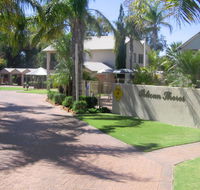 Pelican Shore Villas - Kempsey Accommodation