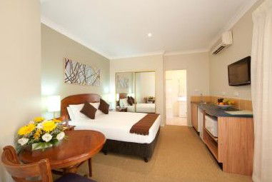 Pokolbin Hills Chateau Resort - Kempsey Accommodation 0