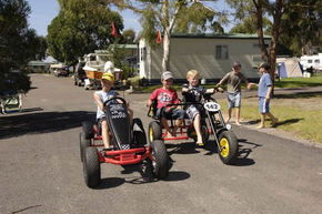 Sapphire Sun Holiday Village - Kempsey Accommodation 3