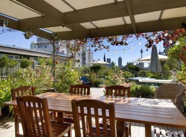 Regents Court - Kempsey Accommodation 1
