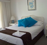 Old Burleigh Court Holiday Apartments