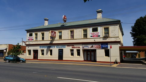 Country Club Hotel Motel - Kempsey Accommodation 0