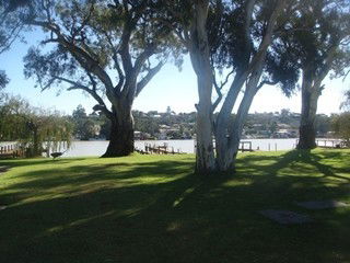 Eleven From The Left - Kempsey Accommodation 8