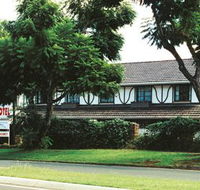 A Tudor Lodge Motel - Kempsey Accommodation