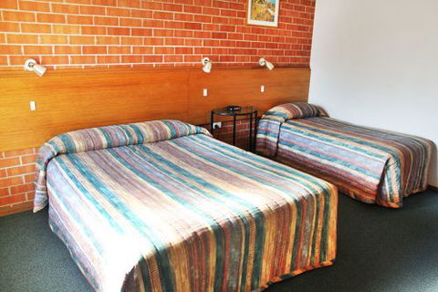 Catalina Motel Lake Macquarie - Kempsey Accommodation 5