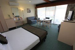  William Macintosh Motor Lodge - Kempsey Accommodation 4
