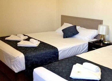 Lees Hotel Motel - Kempsey Accommodation 1