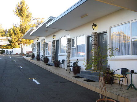 White Manor Motel - Kempsey Accommodation 1
