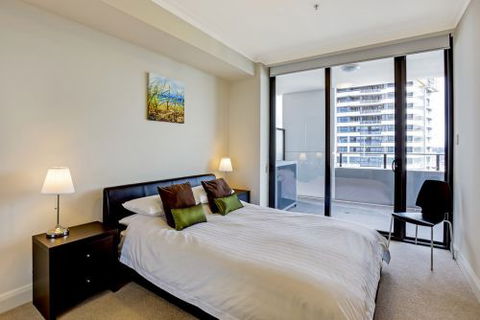 Astra Apartments Rhodes - Kempsey Accommodation 0