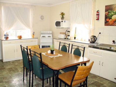 Executive Holiday Rental - Kempsey Accommodation 4