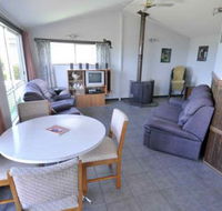 Satellite Island View - Kempsey Accommodation