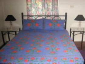 Holiday House At Cook Street - Kempsey Accommodation 0