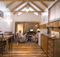 Ellie's Cottage Collection - Ellie's Townhouse - Kempsey Accommodation