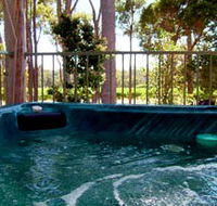 The Grove Vineyard amp Chalets - Kempsey Accommodation