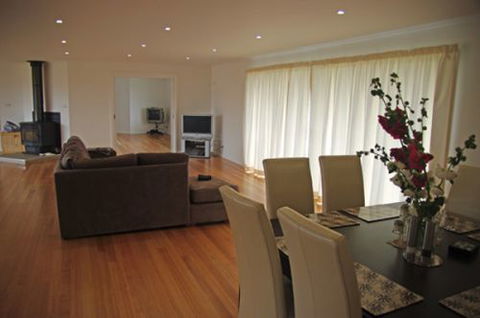 Bruny Island Guest House - Kempsey Accommodation 3