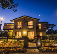One of a Kind Apartments - Kempsey Accommodation