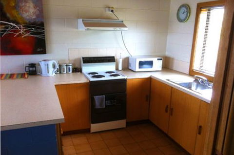 Beachcomber - Kempsey Accommodation 5