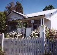 Crabapple Cottage - Kempsey Accommodation