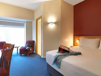 Ibis Melbourne Little Bourke Street - Kempsey Accommodation 9