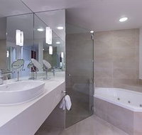 Sofitel Noosa Pacific Resort - Kempsey Accommodation