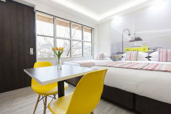 Abode By Easystay - Kempsey Accommodation 1
