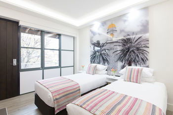 Abode By Easystay - Kempsey Accommodation 3