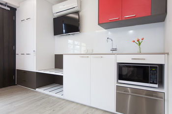 Abode By Easystay - Kempsey Accommodation 5