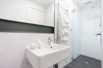 Abode By Easystay - Kempsey Accommodation 15
