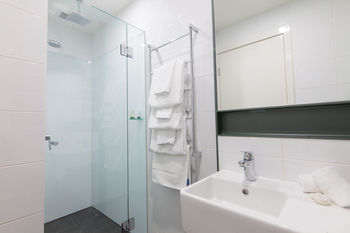 Abode By Easystay - Kempsey Accommodation 19