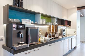 Abode By Easystay - Kempsey Accommodation 23