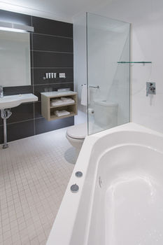 Best Western Plus Apollo International Hotel - Kempsey Accommodation 1