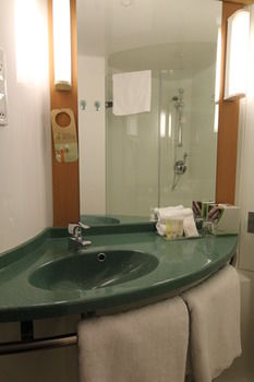 Ibis Newcastle - Kempsey Accommodation 1