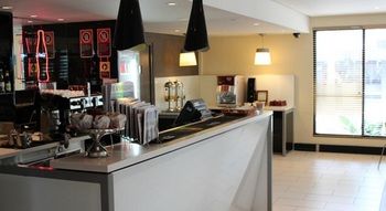 Ibis Newcastle - Kempsey Accommodation 20