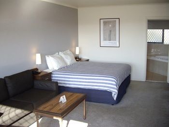 Best Western Plus The Tudor-Box Hill - Kempsey Accommodation 6